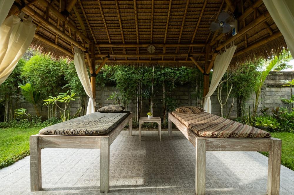 Kubu Kak Dudung Villas Jimbaran Kültér fotó